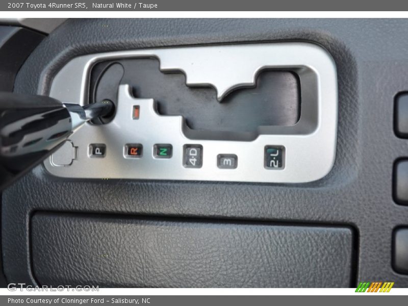Natural White / Taupe 2007 Toyota 4Runner SR5