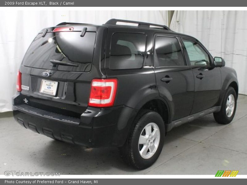 Black / Camel 2009 Ford Escape XLT