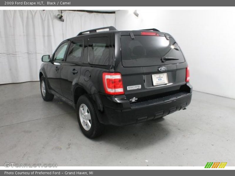 Black / Camel 2009 Ford Escape XLT