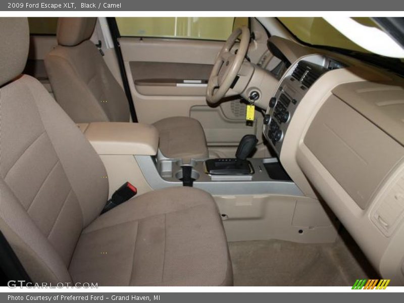 Black / Camel 2009 Ford Escape XLT