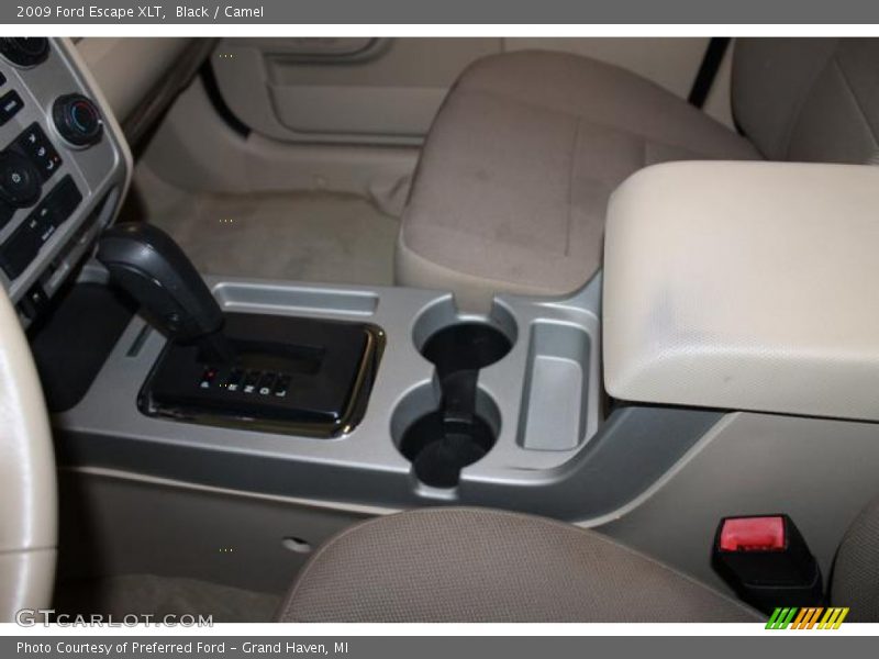 Black / Camel 2009 Ford Escape XLT