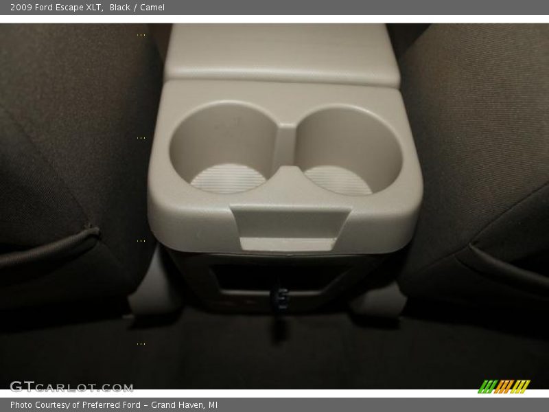 Black / Camel 2009 Ford Escape XLT