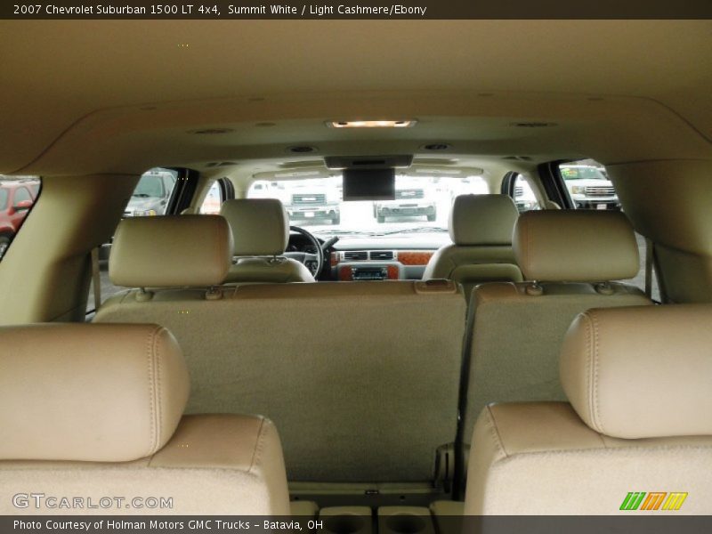 Summit White / Light Cashmere/Ebony 2007 Chevrolet Suburban 1500 LT 4x4