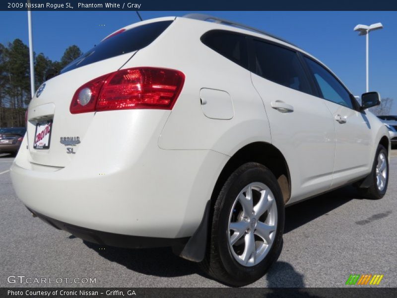 Phantom White / Gray 2009 Nissan Rogue SL