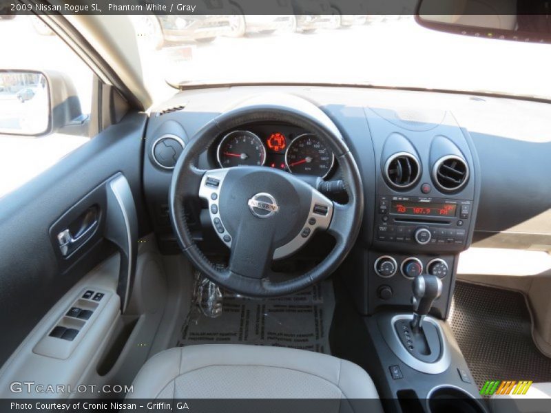 Phantom White / Gray 2009 Nissan Rogue SL