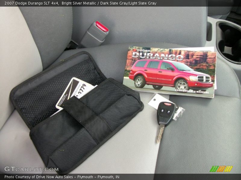 Bright Silver Metallic / Dark Slate Gray/Light Slate Gray 2007 Dodge Durango SLT 4x4