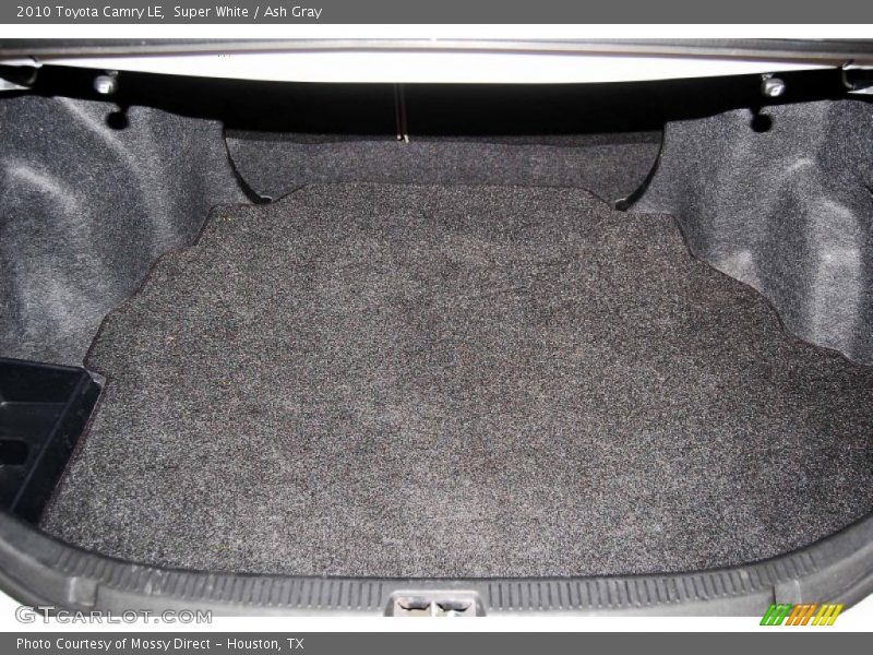 Super White / Ash Gray 2010 Toyota Camry LE