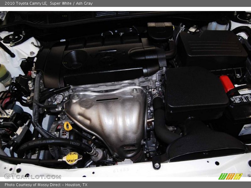Super White / Ash Gray 2010 Toyota Camry LE
