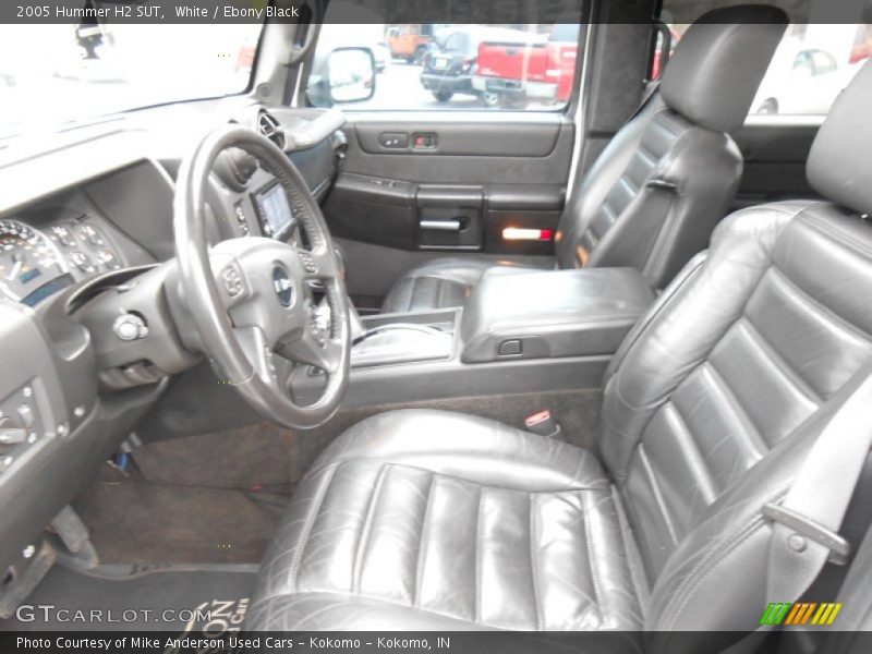 White / Ebony Black 2005 Hummer H2 SUT