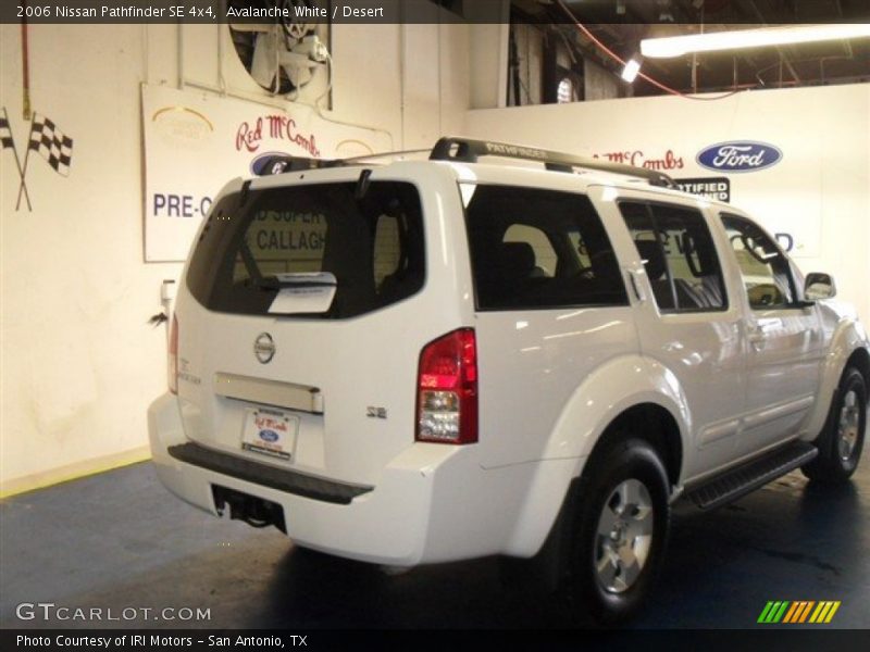 Avalanche White / Desert 2006 Nissan Pathfinder SE 4x4