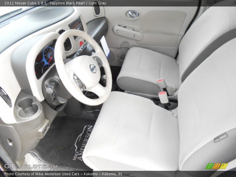 Sapphire Black Pearl / Light Gray 2011 Nissan Cube 1.8 S