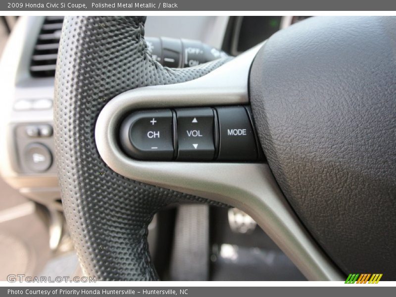 Controls of 2009 Civic Si Coupe