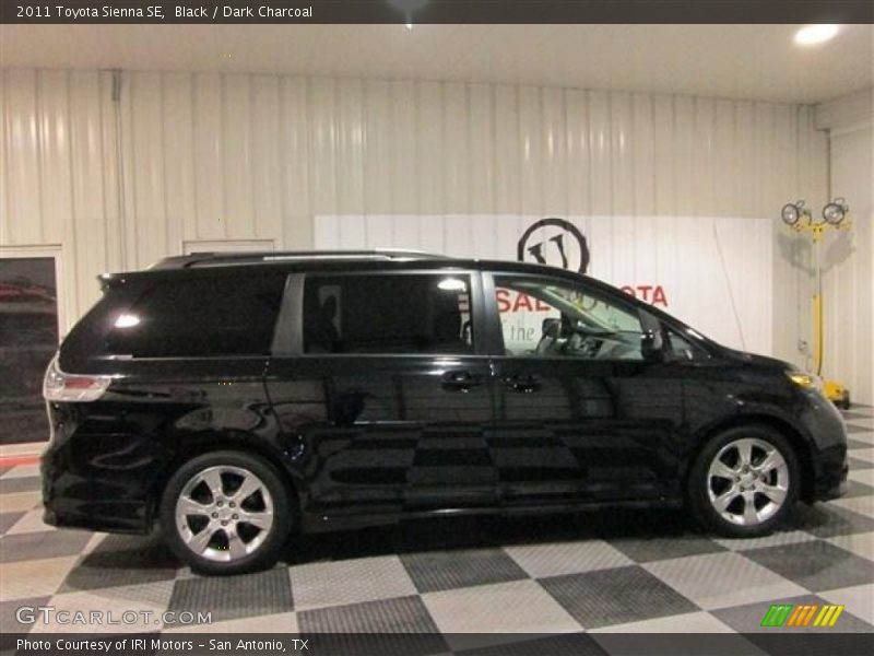 Black / Dark Charcoal 2011 Toyota Sienna SE