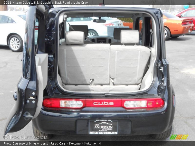 Sapphire Black Pearl / Light Gray 2011 Nissan Cube 1.8 S