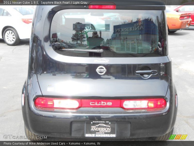 Sapphire Black Pearl / Light Gray 2011 Nissan Cube 1.8 S