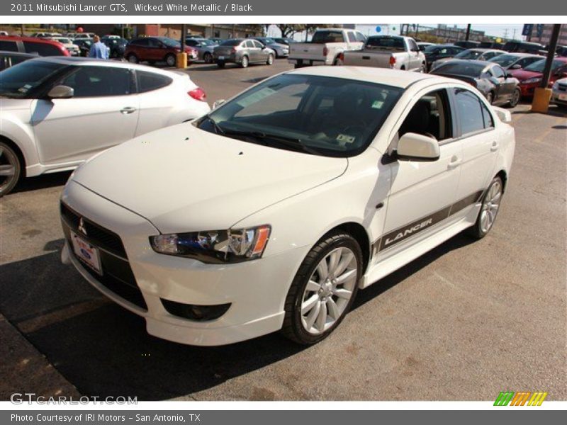 Front 3/4 View of 2011 Lancer GTS