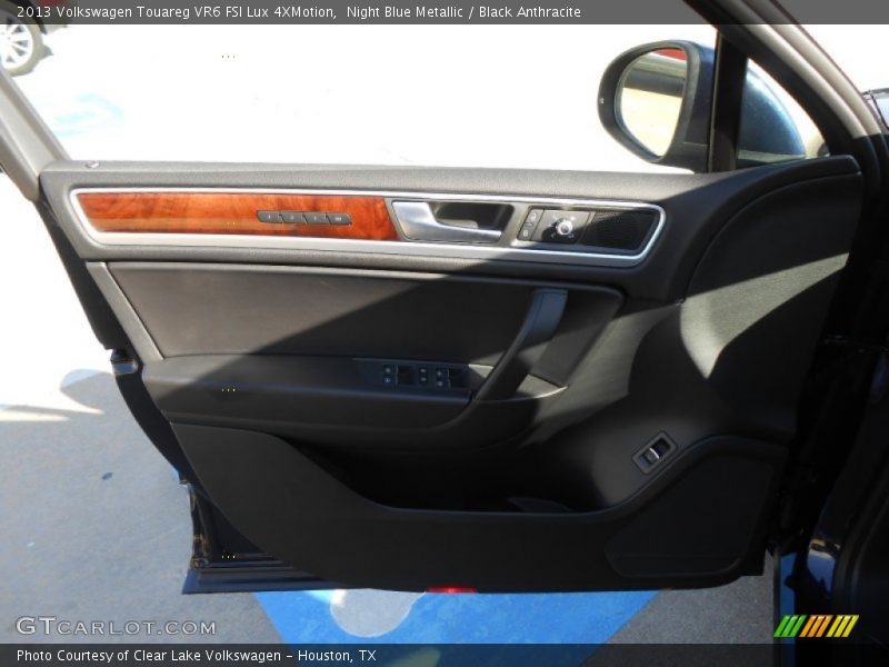 Night Blue Metallic / Black Anthracite 2013 Volkswagen Touareg VR6 FSI Lux 4XMotion