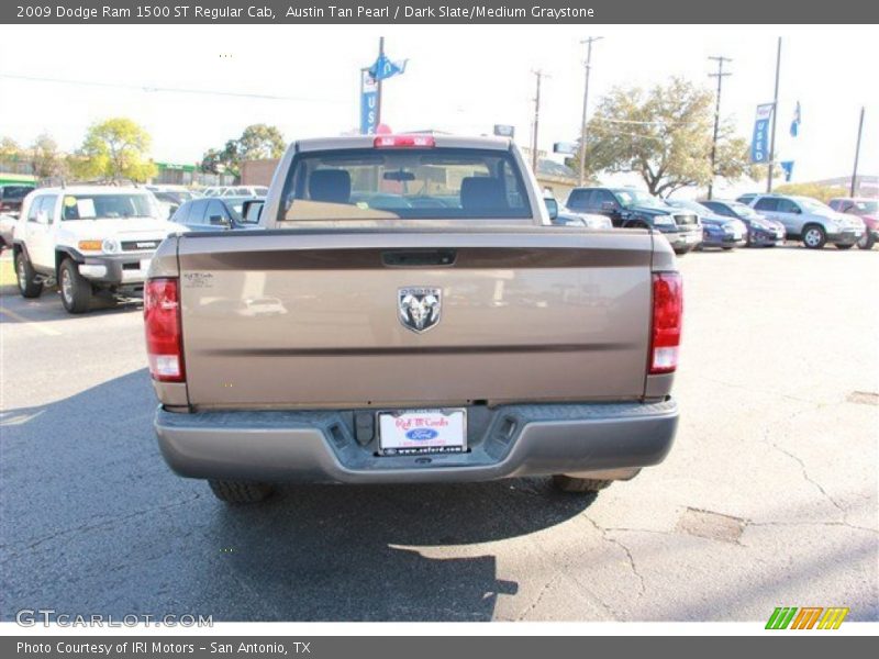 Austin Tan Pearl / Dark Slate/Medium Graystone 2009 Dodge Ram 1500 ST Regular Cab