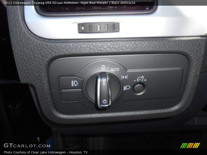 Night Blue Metallic / Black Anthracite 2013 Volkswagen Touareg VR6 FSI Lux 4XMotion