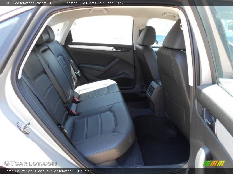 Tungsten Silver Metallic / Titan Black 2013 Volkswagen Passat TDI SE