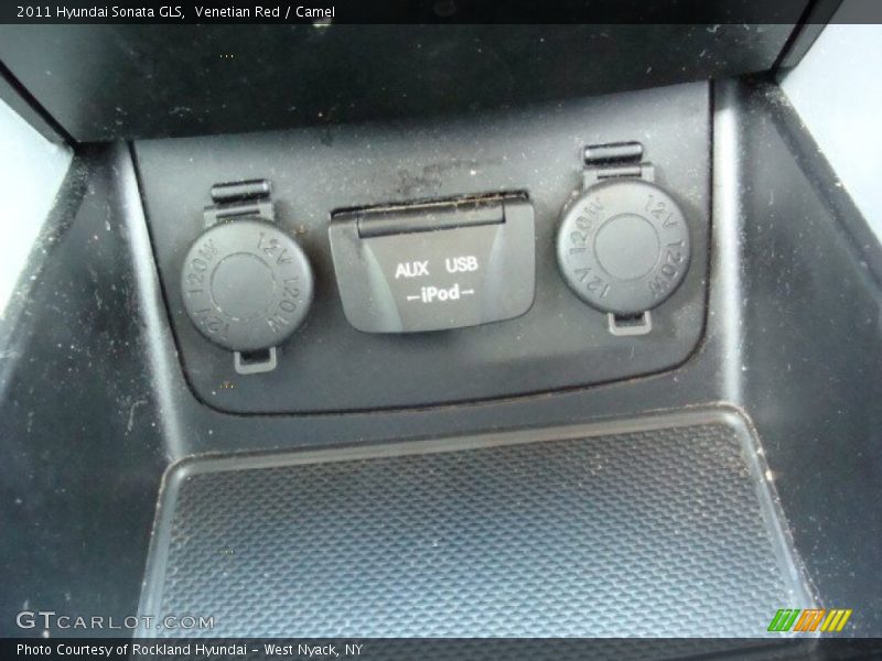 Venetian Red / Camel 2011 Hyundai Sonata GLS
