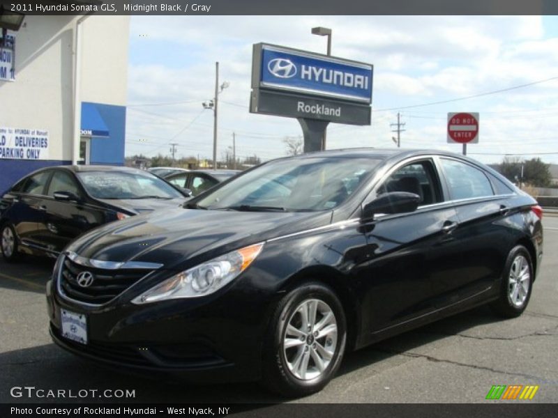 Midnight Black / Gray 2011 Hyundai Sonata GLS