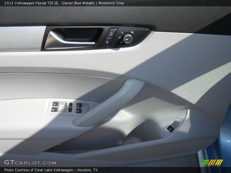 Glacier Blue Metallic / Moonrock Gray 2013 Volkswagen Passat TDI SE