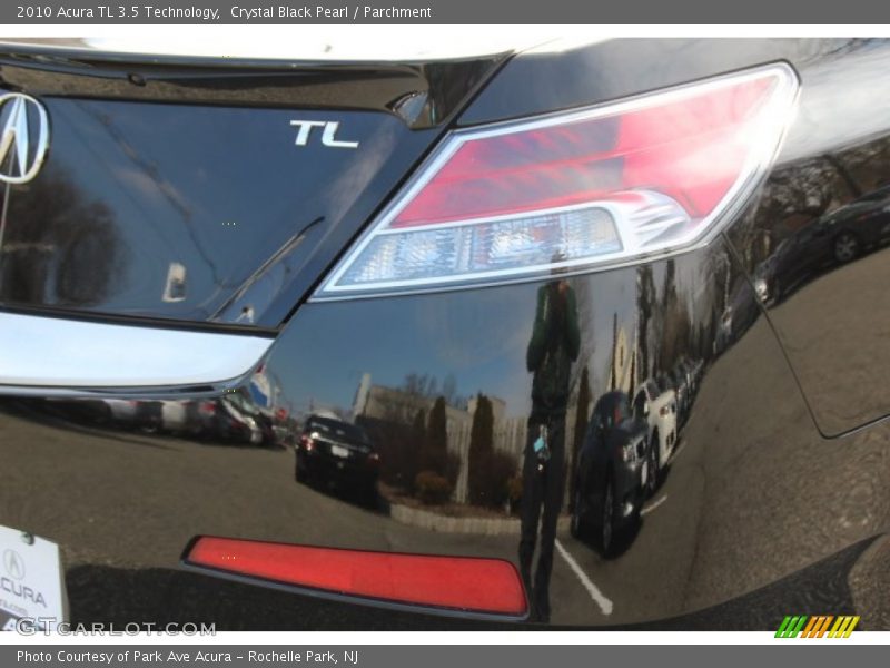 Crystal Black Pearl / Parchment 2010 Acura TL 3.5 Technology