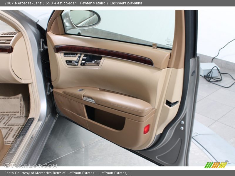 Door Panel of 2007 S 550 4Matic Sedan
