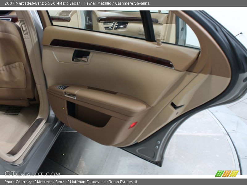 Door Panel of 2007 S 550 4Matic Sedan