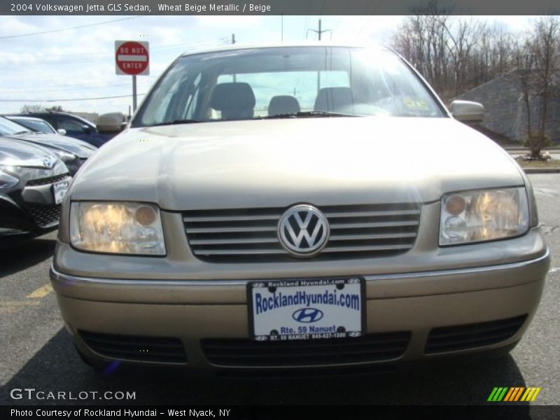 Wheat Beige Metallic / Beige 2004 Volkswagen Jetta GLS Sedan