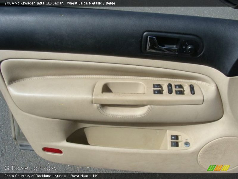 Wheat Beige Metallic / Beige 2004 Volkswagen Jetta GLS Sedan