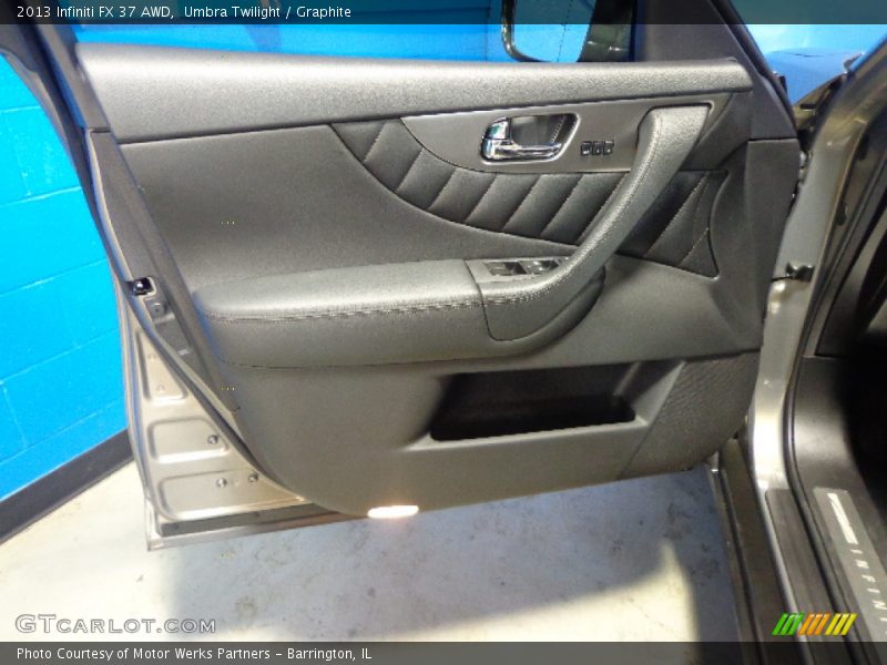 Door Panel of 2013 FX 37 AWD