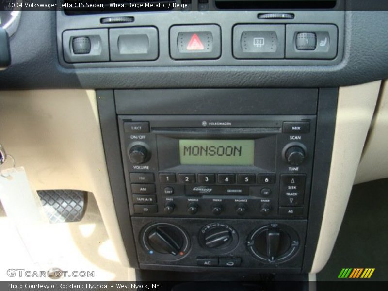 Controls of 2004 Jetta GLS Sedan