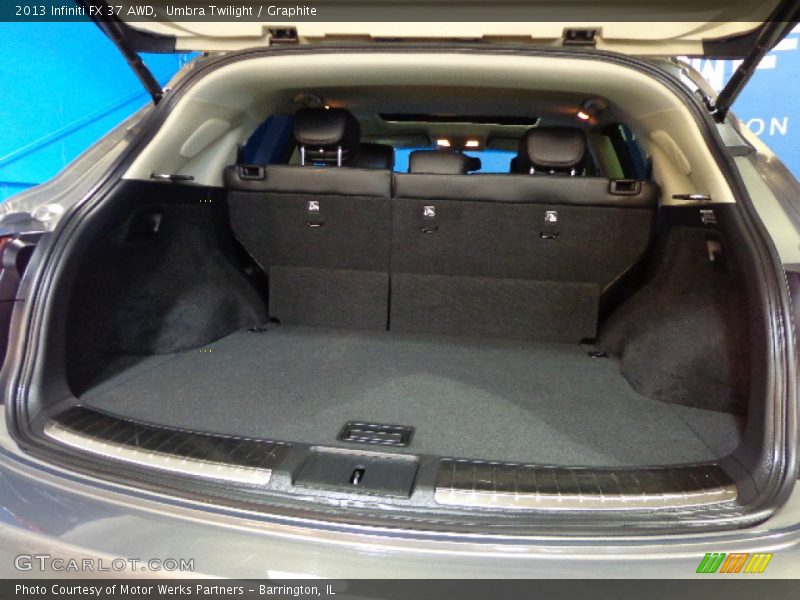  2013 FX 37 AWD Trunk