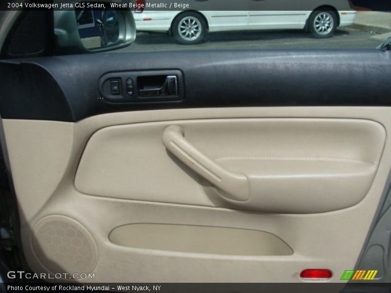 Wheat Beige Metallic / Beige 2004 Volkswagen Jetta GLS Sedan