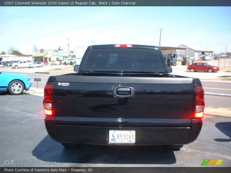 Black / Dark Charcoal 2007 Chevrolet Silverado 1500 Classic LS Regular Cab