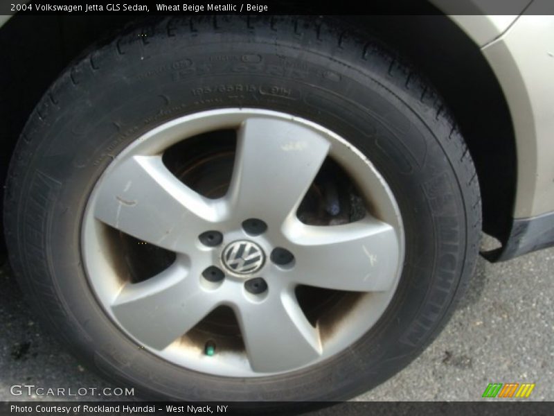 Wheat Beige Metallic / Beige 2004 Volkswagen Jetta GLS Sedan