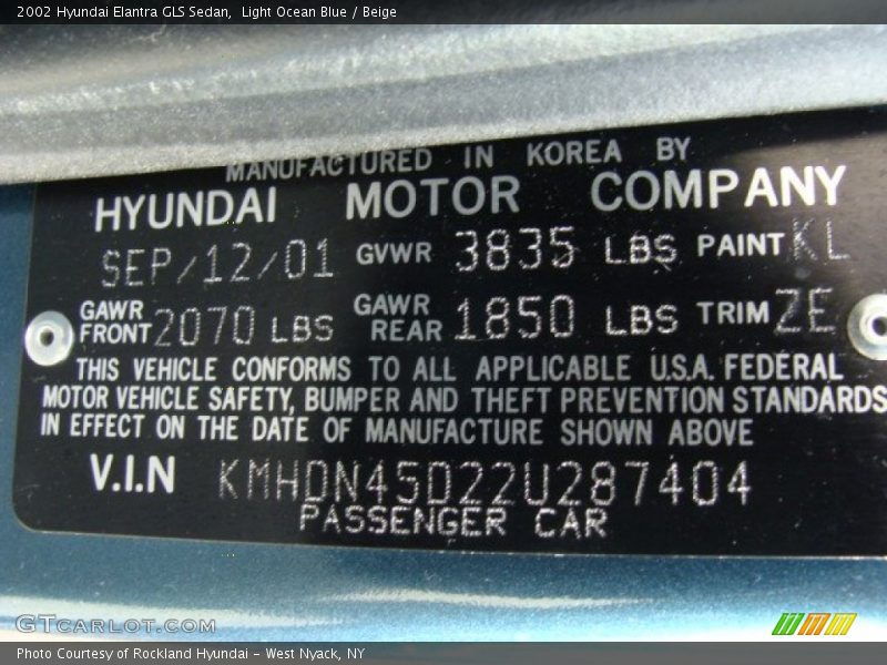 Light Ocean Blue / Beige 2002 Hyundai Elantra GLS Sedan