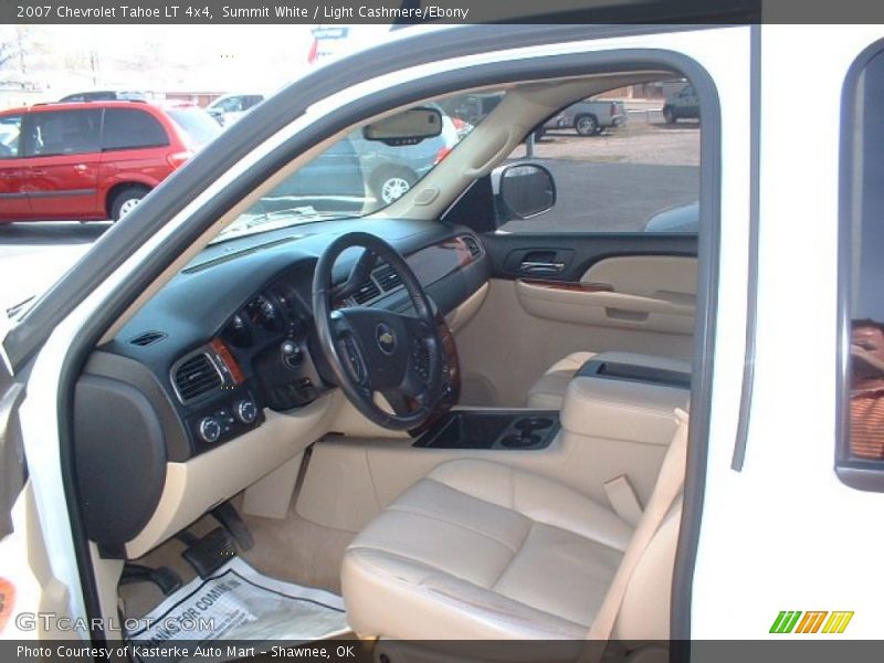 Summit White / Light Cashmere/Ebony 2007 Chevrolet Tahoe LT 4x4
