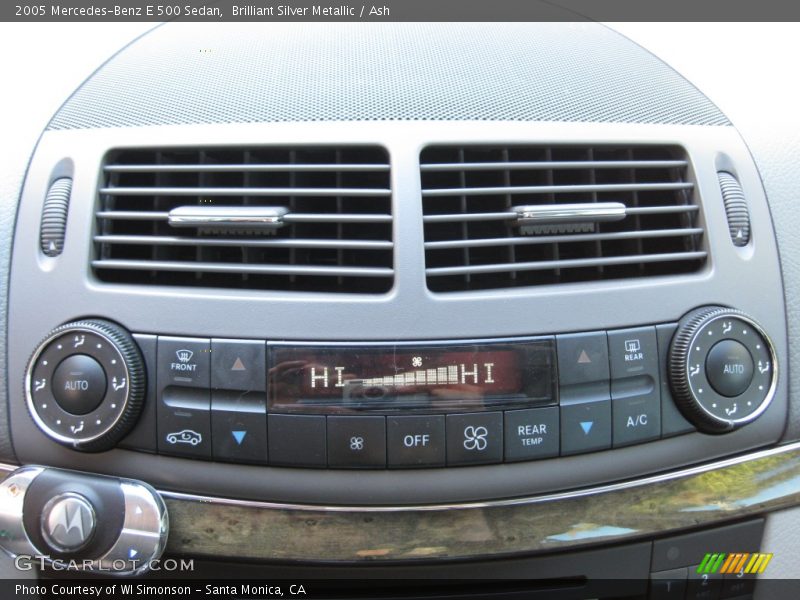 Controls of 2005 E 500 Sedan
