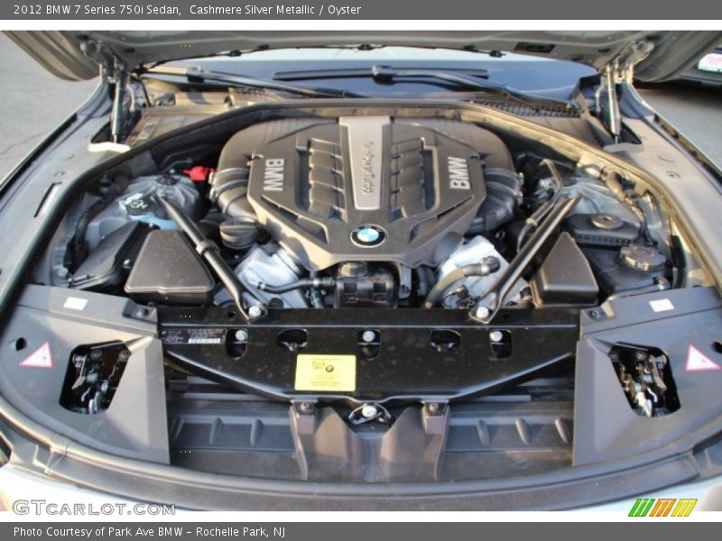  2012 7 Series 750i Sedan Engine - 4.4 Liter DI TwinPower Turbo DOHC 32-Valve VVT V8