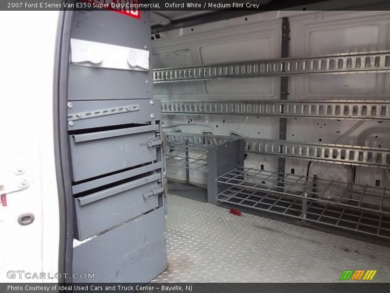 Oxford White / Medium Flint Grey 2007 Ford E Series Van E350 Super Duty Commercial