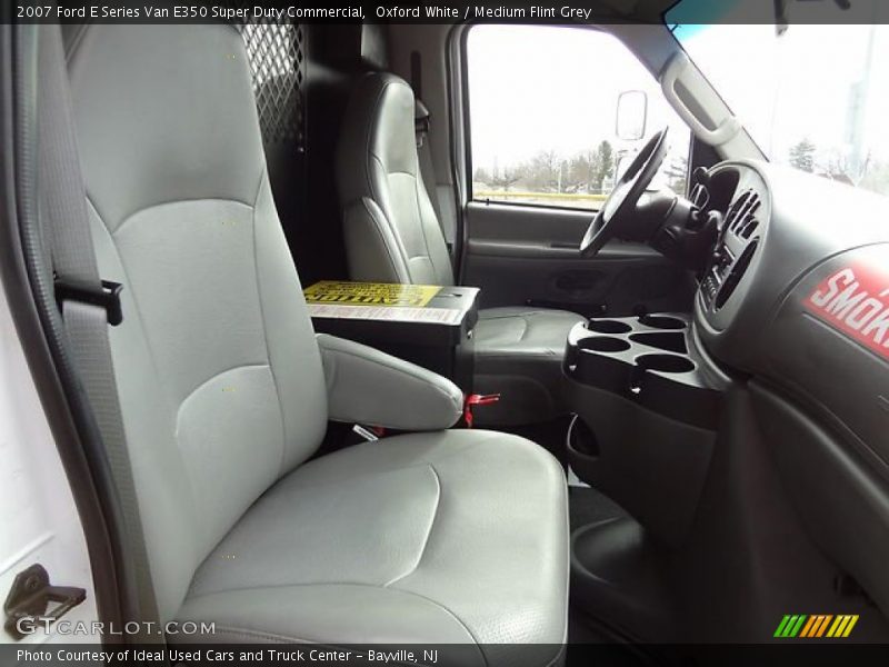 Oxford White / Medium Flint Grey 2007 Ford E Series Van E350 Super Duty Commercial