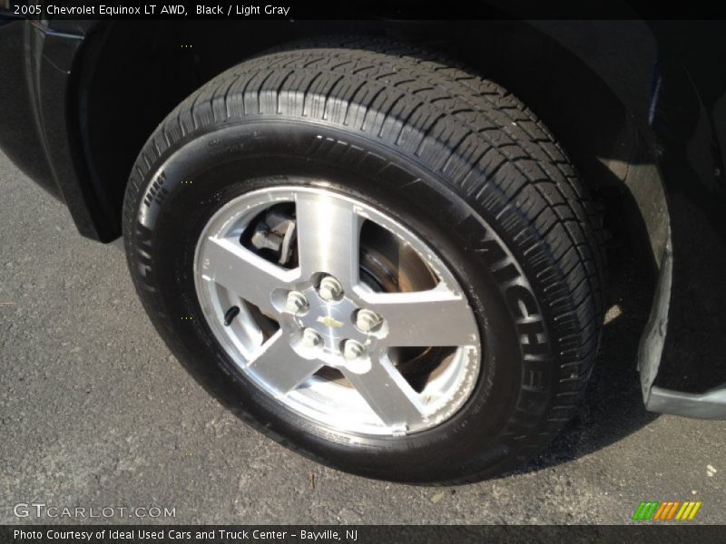 Black / Light Gray 2005 Chevrolet Equinox LT AWD