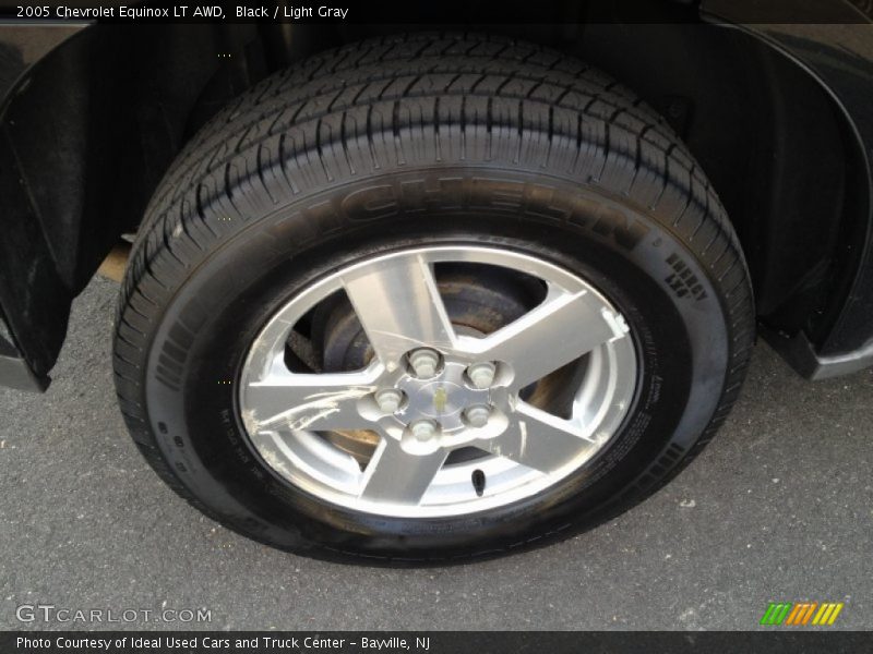 Black / Light Gray 2005 Chevrolet Equinox LT AWD