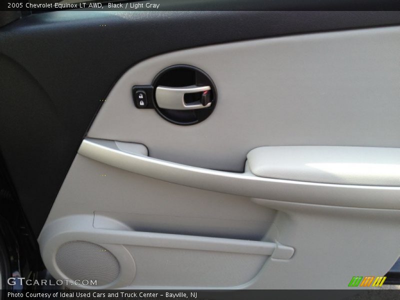 Black / Light Gray 2005 Chevrolet Equinox LT AWD