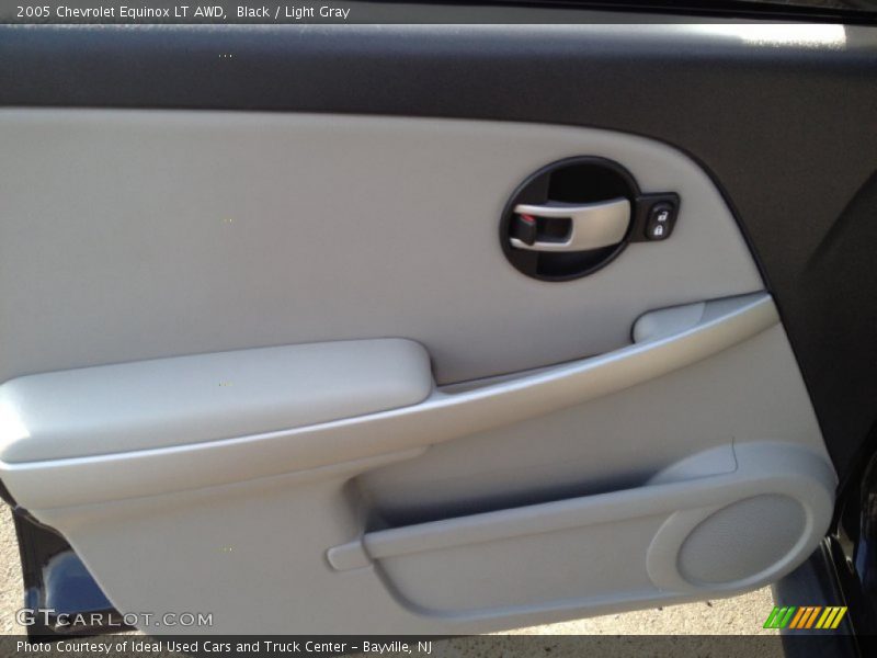 Black / Light Gray 2005 Chevrolet Equinox LT AWD