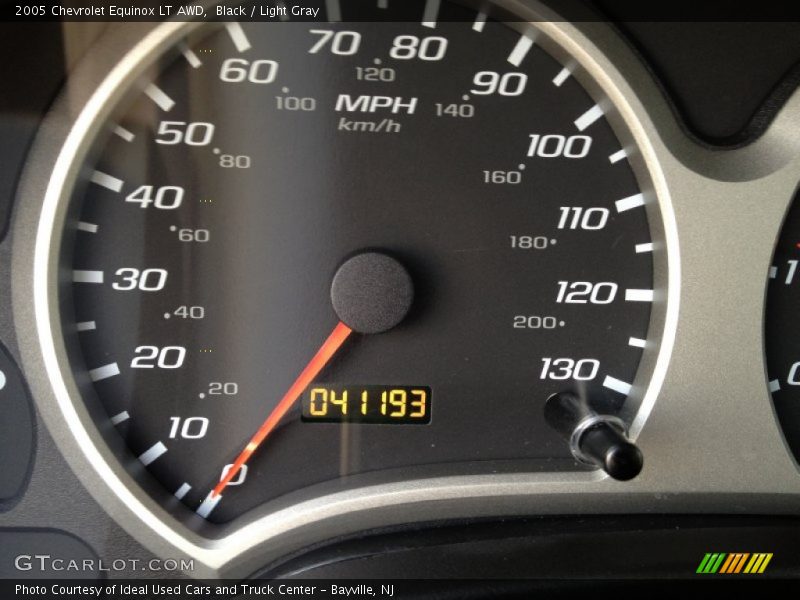 Black / Light Gray 2005 Chevrolet Equinox LT AWD