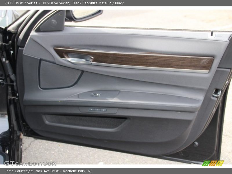 Door Panel of 2013 7 Series 750i xDrive Sedan